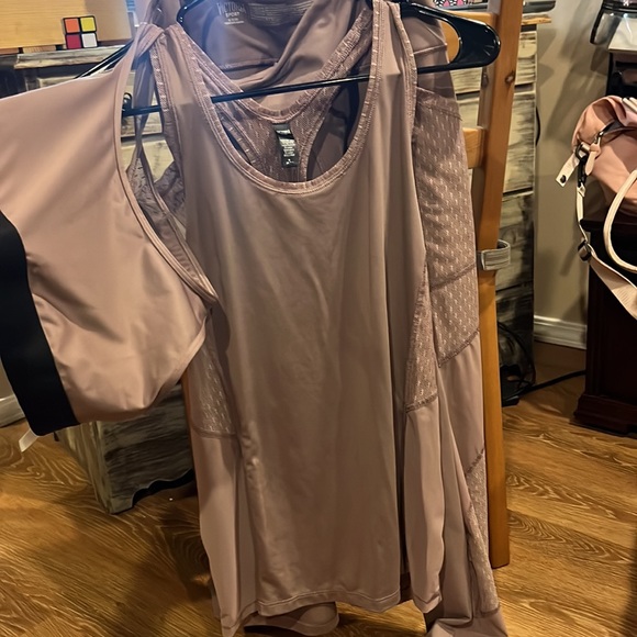 VICTORIAS SECRET Sport Knockout Pink workout set 3 piece set~Pants, razor back - Picture 4 of 10